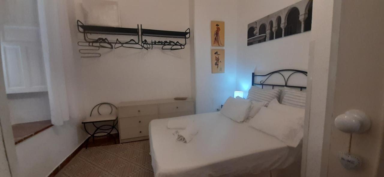 Apartamento Descalzos Sevilla Bagian luar foto