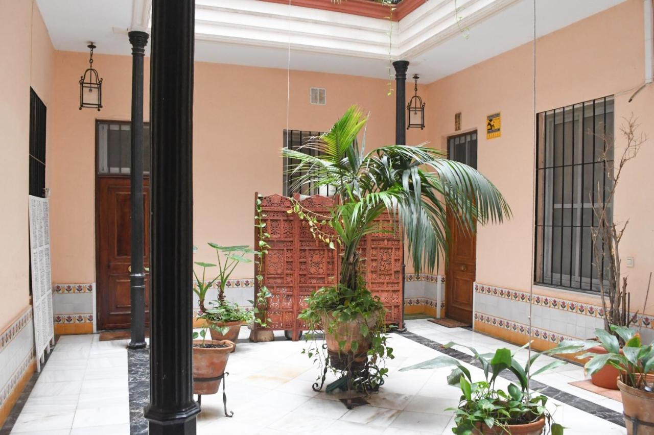 Apartamento Descalzos Sevilla Bagian luar foto