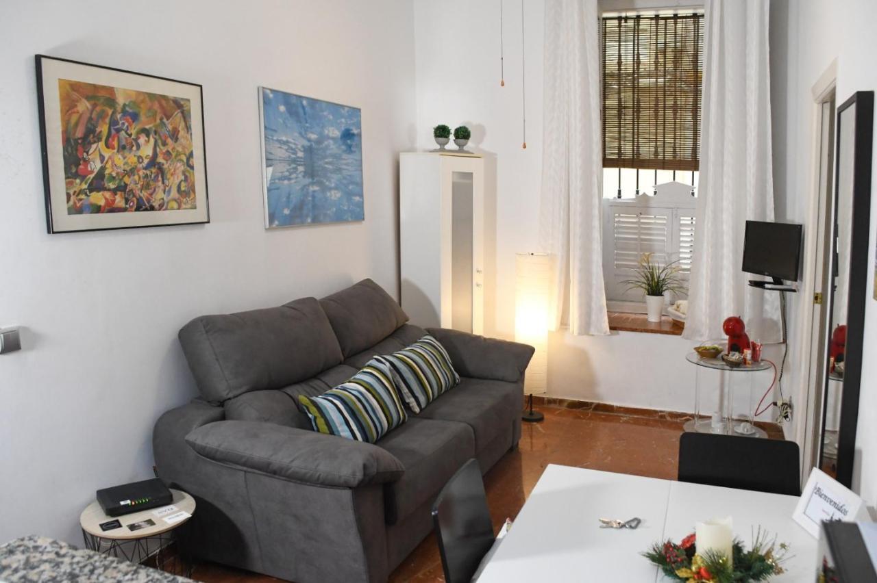 Apartamento Descalzos Sevilla Bagian luar foto