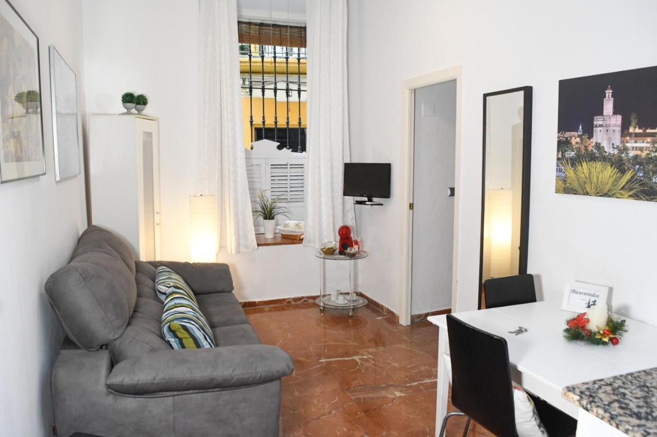 Apartamento Descalzos Sevilla Bagian luar foto