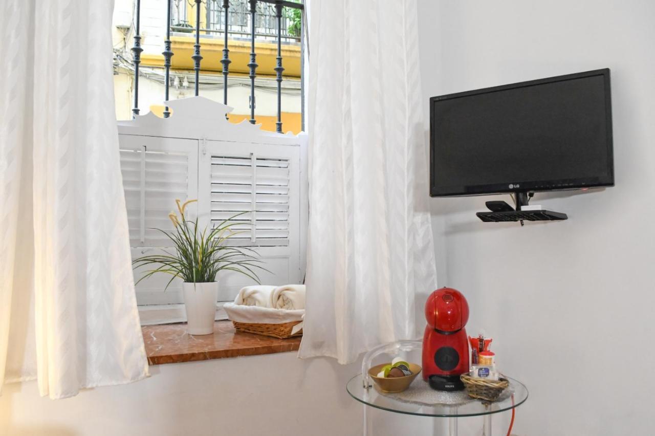 Apartamento Descalzos Sevilla Bagian luar foto