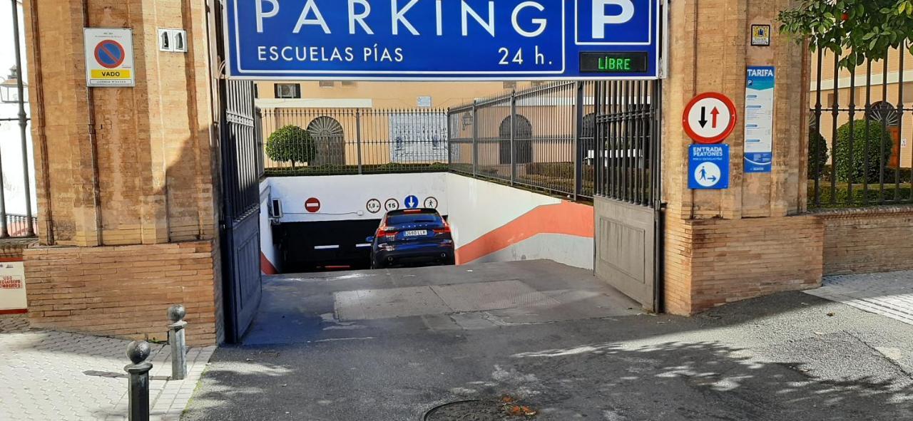 Apartamento Descalzos Sevilla Bagian luar foto